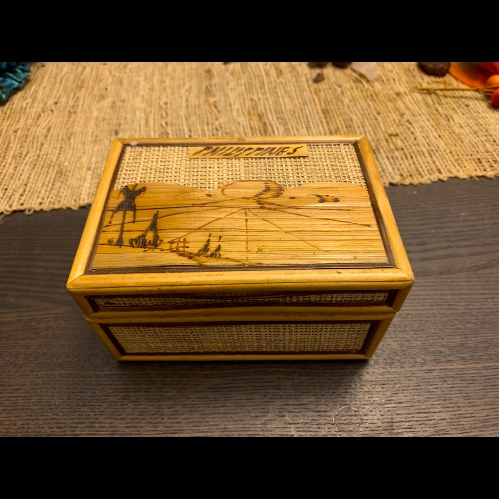Wicker & bamboo jewelry box